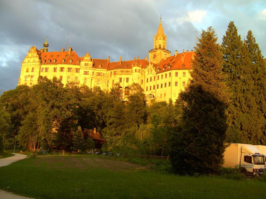 Hotel Garni Jaegerhof Sigmaringen Exterior photo